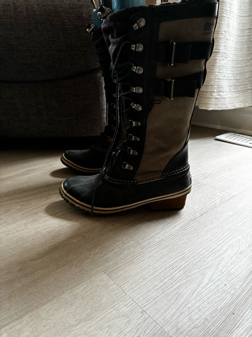 Sorel Black and Gray Lace-Up Women's Winter Boots